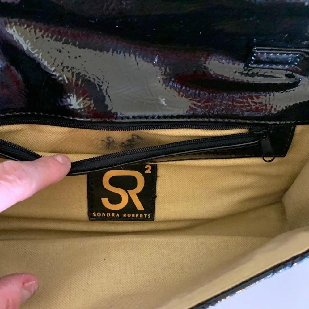 Sondra Roberts Clutch w/ Chain Strap Black…